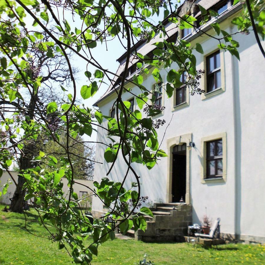Herrenhaus Kunzwerda Bei Torgau - Aparthotel, Boardinghouse, Wohnen Auf Zeit Luaran gambar